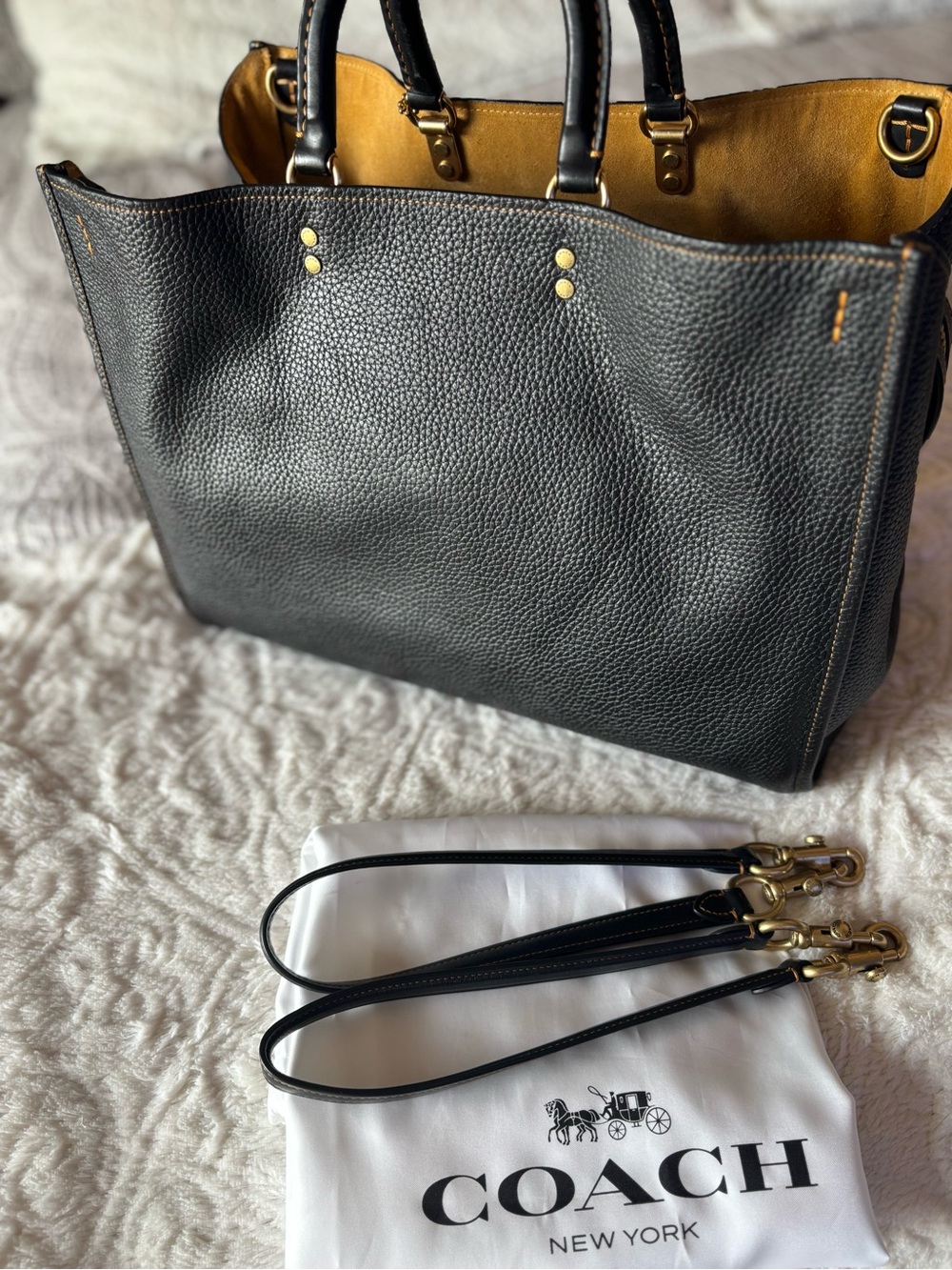 Coach Rogue 39 in Black/Gold Pebbled Leather - Picture 6 of 16